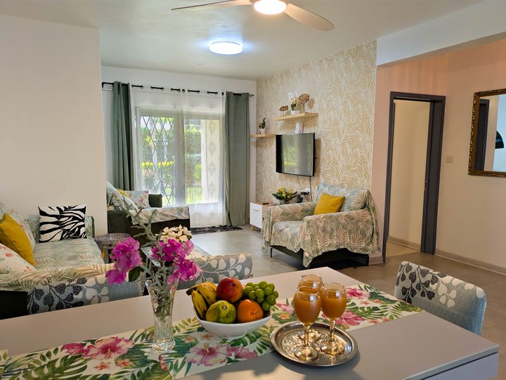 Living and dining area